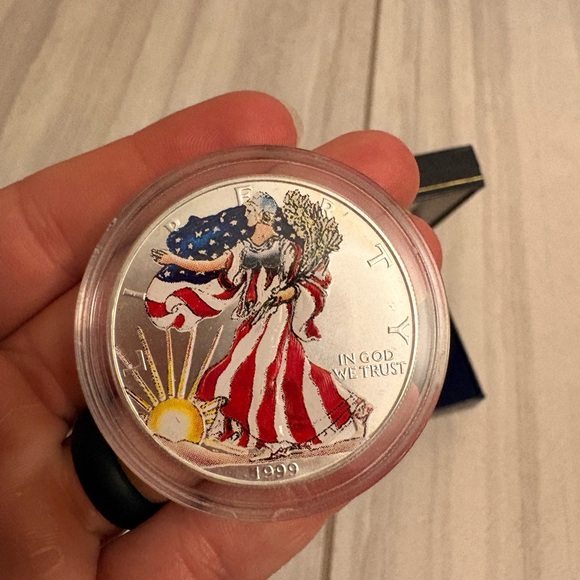 1999 American Eagle Walking Liberty  Colorized 1oz .999 SILVER Dollar w/Box, COA - Picture 6 of 8